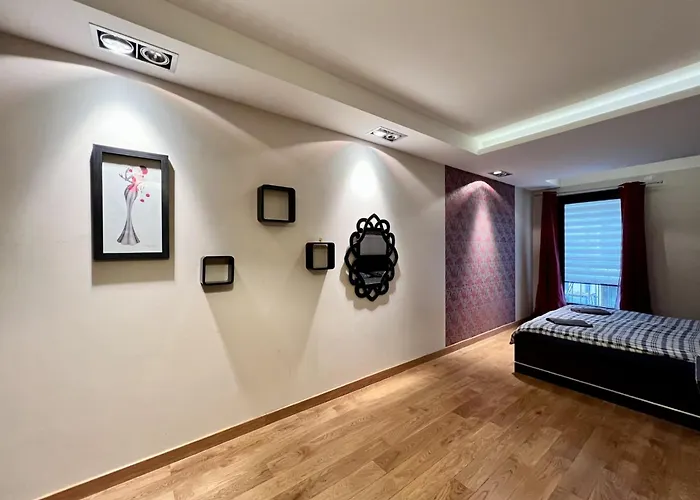 98M2 Apartment Oldtown Yacht Marina